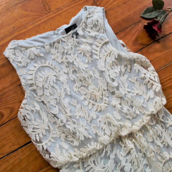 Adrianna Papell Dresses & Skirts - Mint Green Adrianna Papell Dress